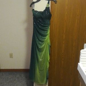 Prom/formal dress